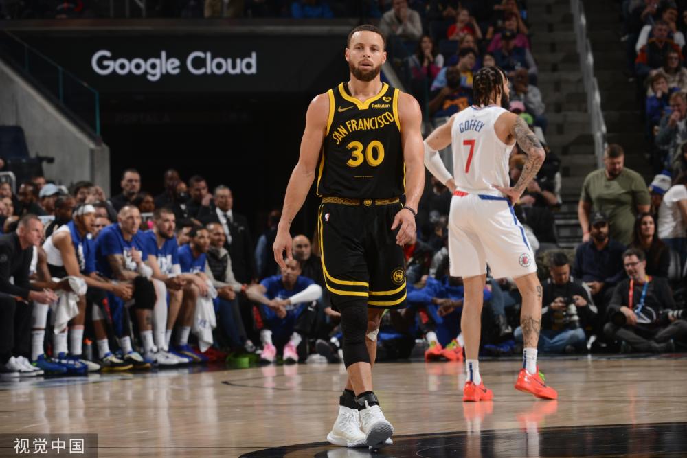 法蒂训练中右腿股二头肌受伤，缺阵约4周.