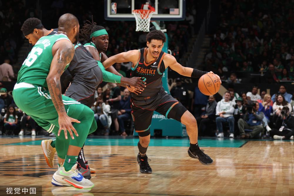 员在瞬息万 员在瞬息万