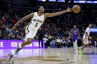 我们不仅看 我们不仅看